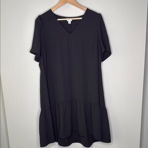 A New Day Short Sleeve Ruffle Hem Drop Waist Mini Dress in Black Size Large